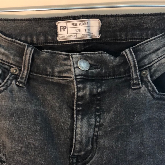 HOST PICK ⭐️ Great Heights Frayed Jeans - Picture 5 of 5